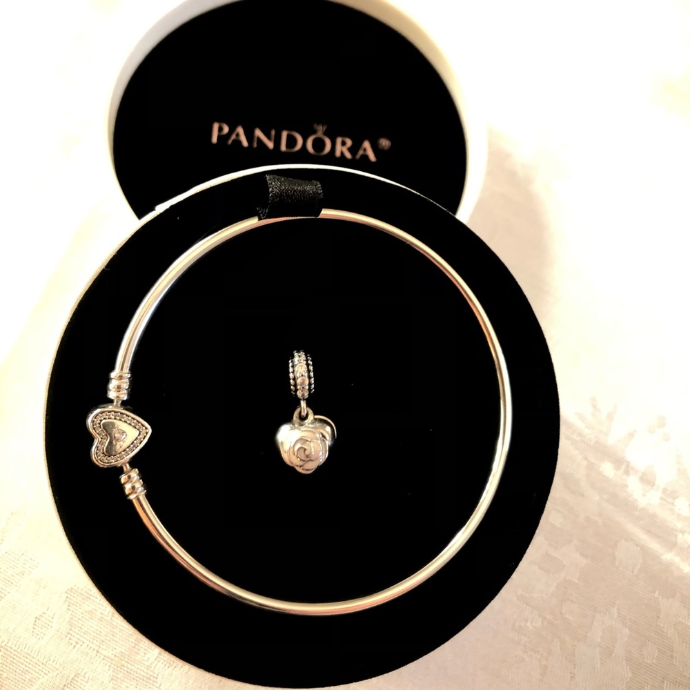 EUC Authentic Pandora bracelet with charm.